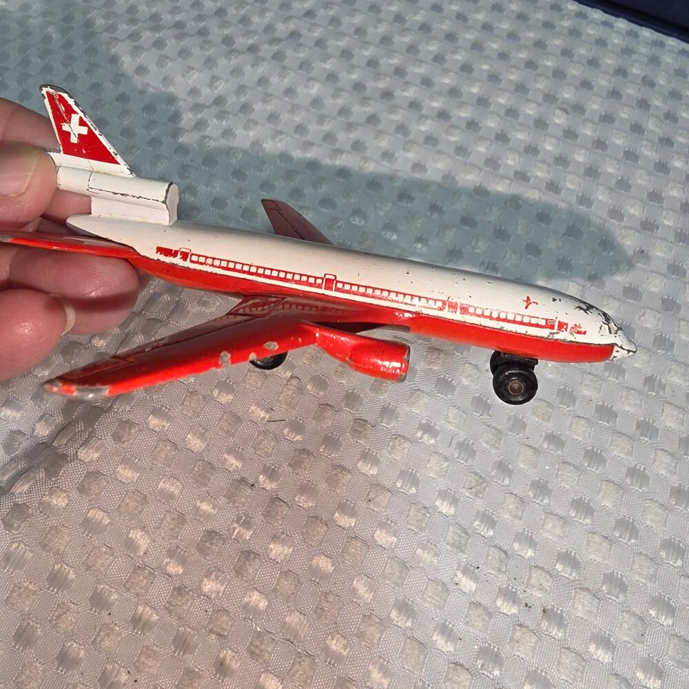 VINTAGE MATCHBOX SWISS AIR DIECAST METAL TOY AIRPLANE